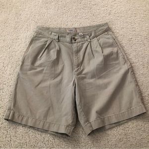 Old Navy Men's Flat Front Straight Khaki Shorts